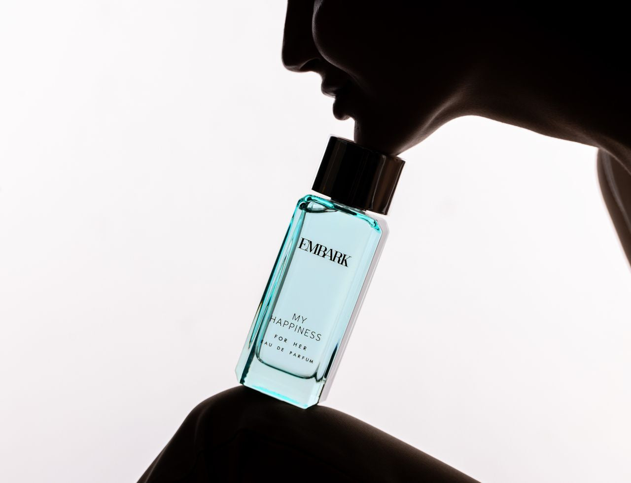 How Perfume Structure Affects Its Wear Over Time